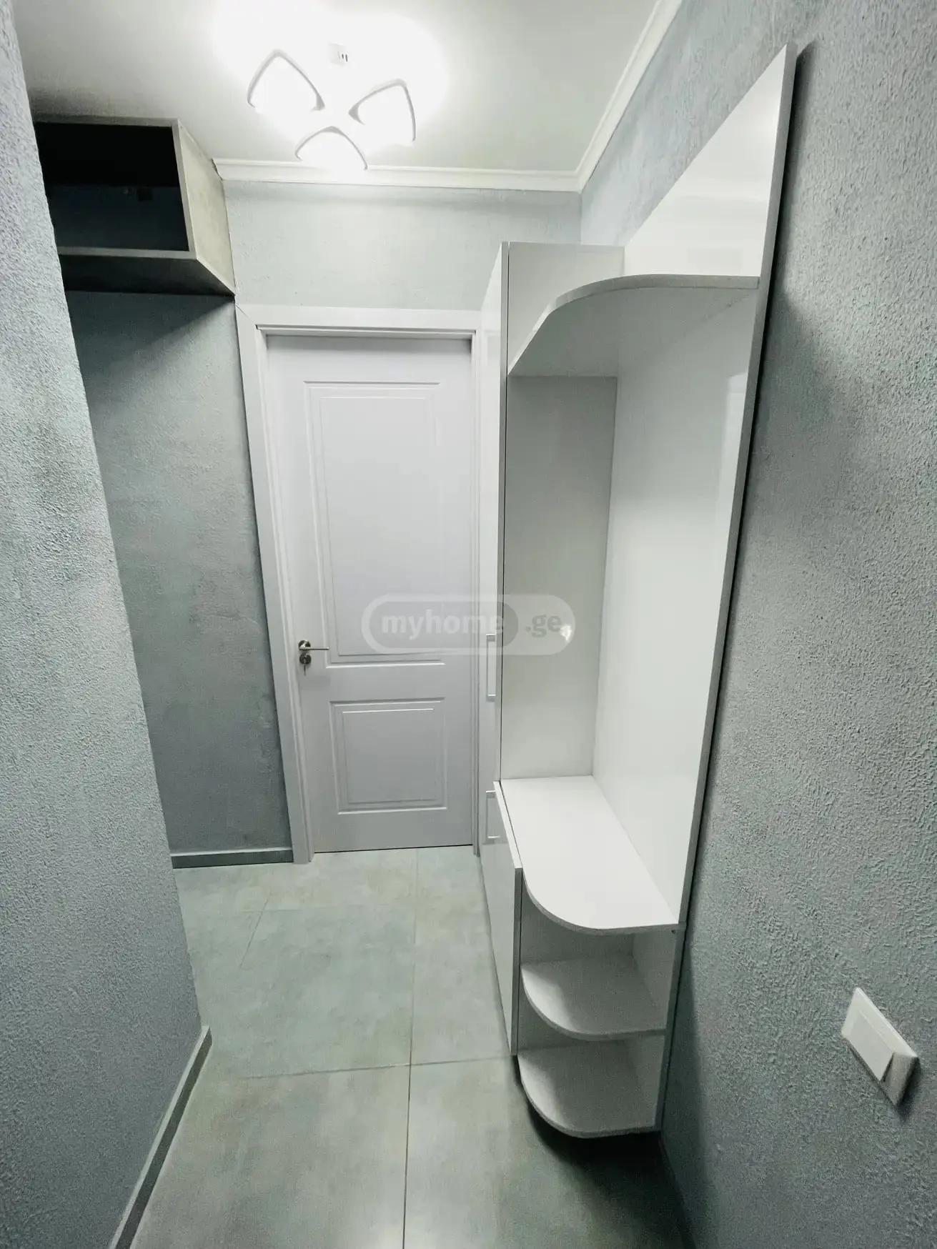3-Room Apartment For Daily Rent In Batumi, Shalva Inasaridze St, 4, 65 M² — 300 ₾ Per Day view 10