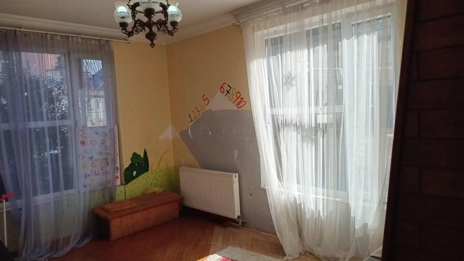 8-Room House For Rent In Batumi, Zakaria Paliashvili St, 5 view 2