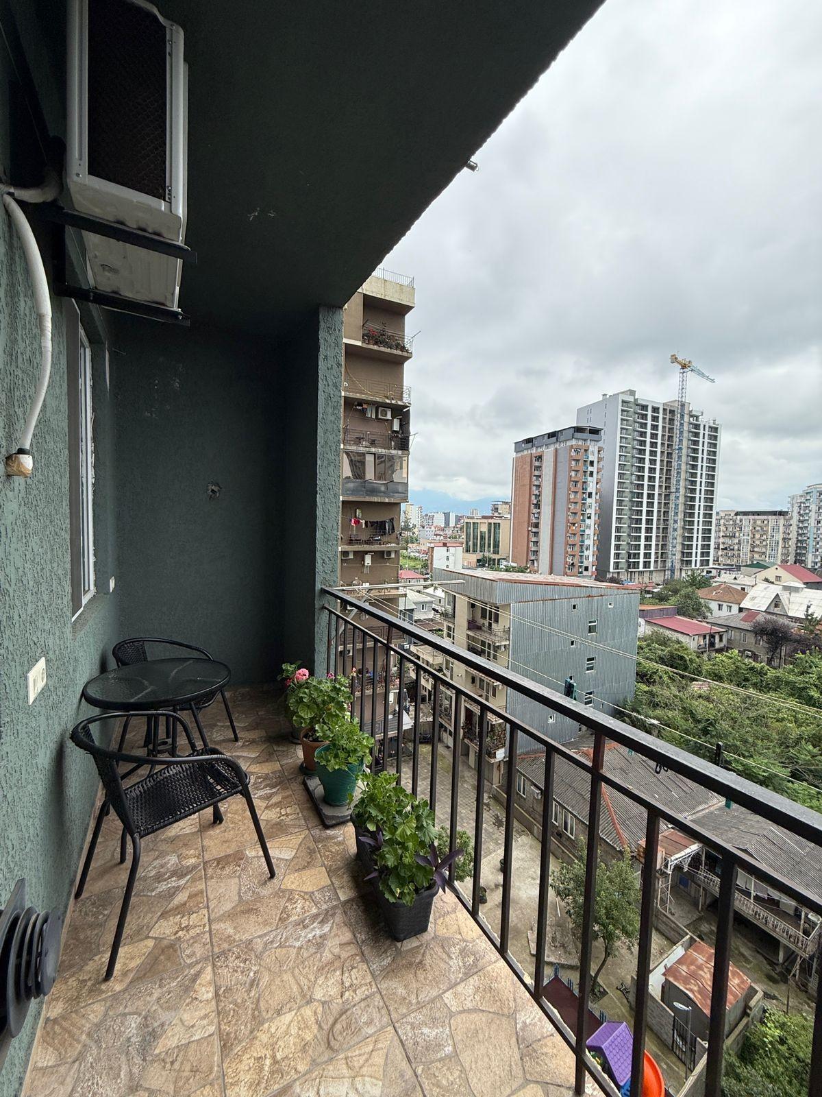 2-Room Apartment For Daily Rent In Batumi, Lado Gudiashvili St, 5, 35 M² — 120 ₾ Per Day view 1