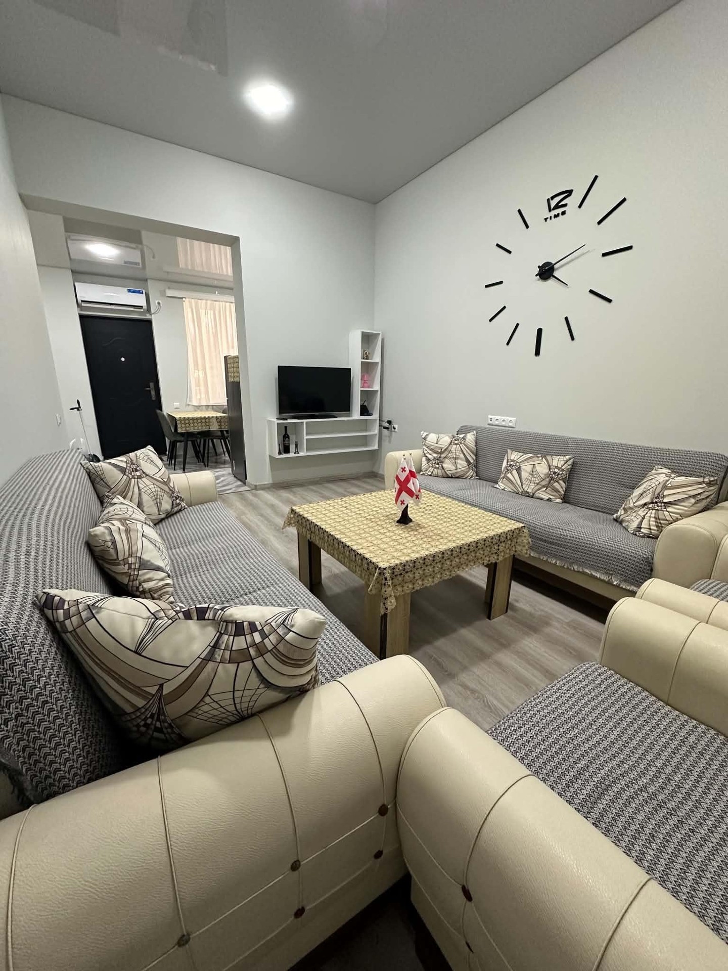 3-Room House For Rent In Batumi, Konstantine Gamsakhurdia St, 19 view 15