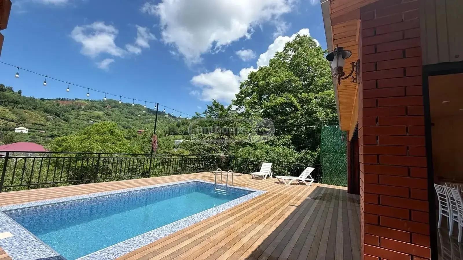 2-Room House In Batumi, Me-15 Kucha, 15, 30 M², Is Available For Daily Rent For 400 ₾ view 1