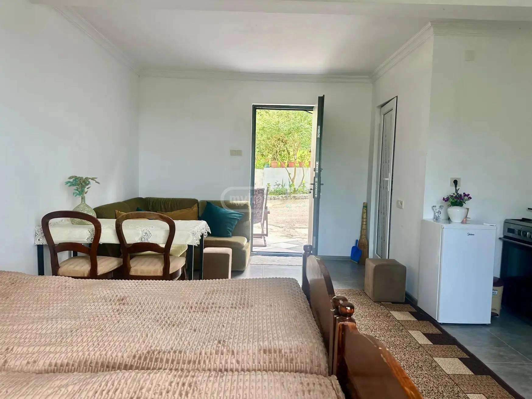 1-Room House For Rent In Batumi, Jincharadze St, 123 view 12