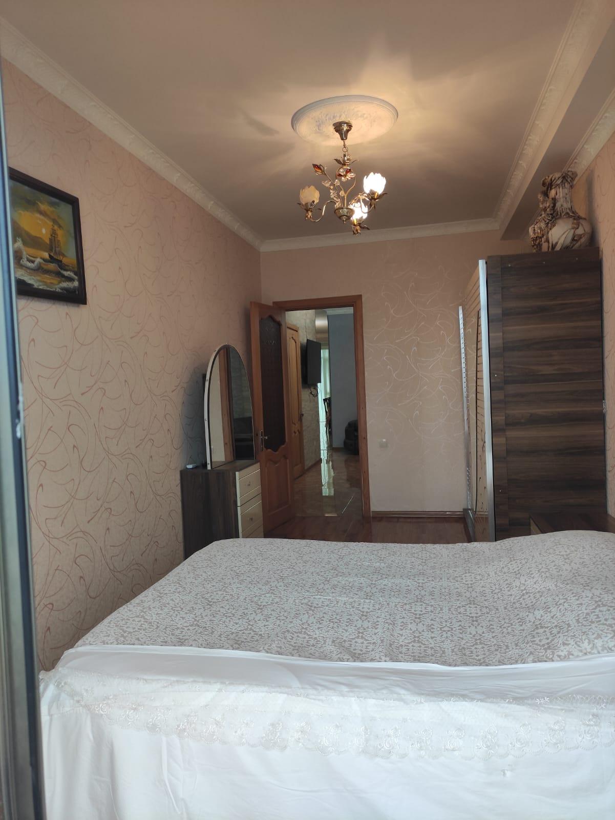 4-Room Apartment For Daily Rent In Batumi, Subtropic City, 150 M² — 250 ₾ Per Day view 4