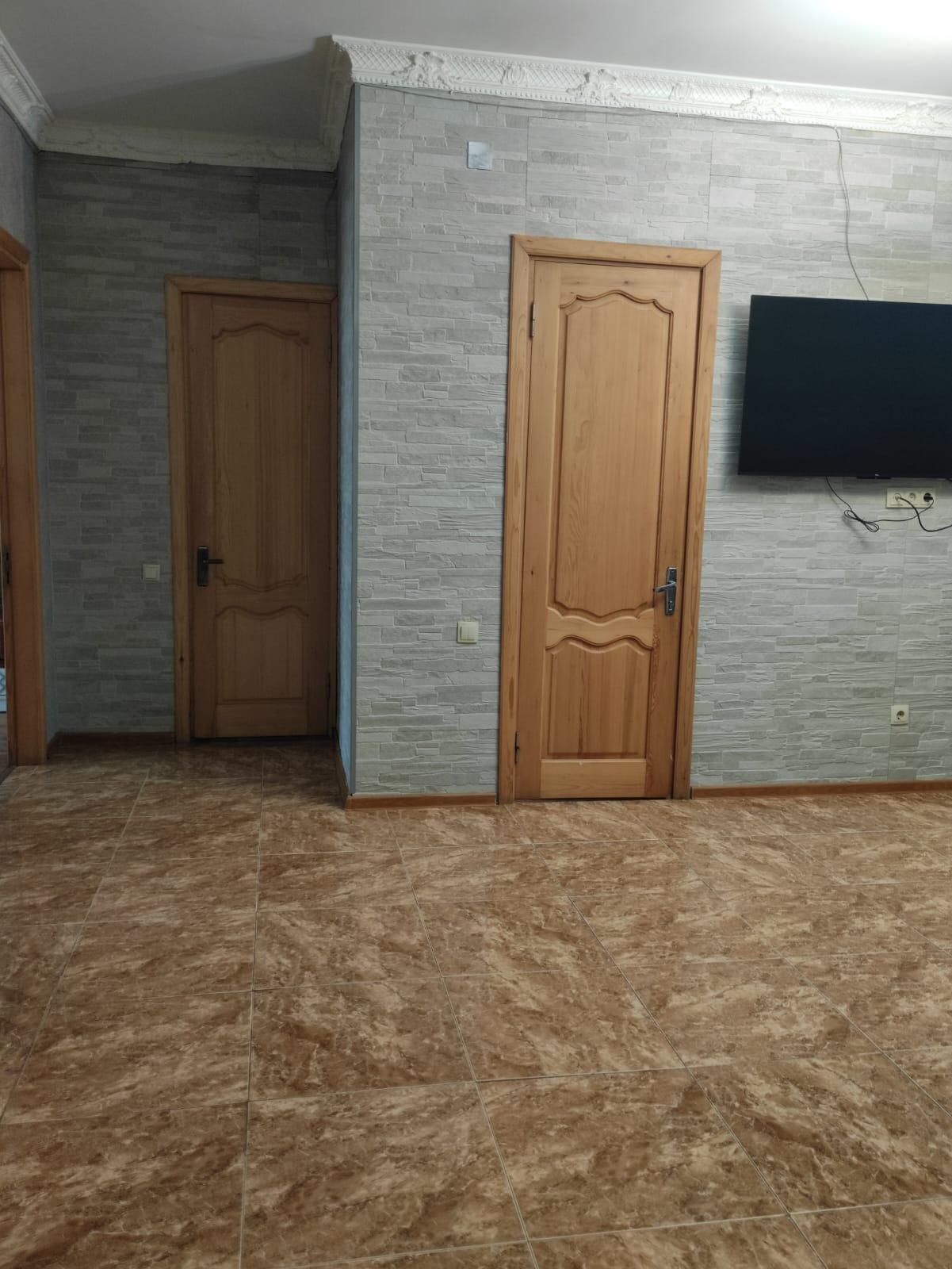4-Room Apartment For Daily Rent In Batumi, Subtropic City, 150 M² — 250 ₾ Per Day view 20