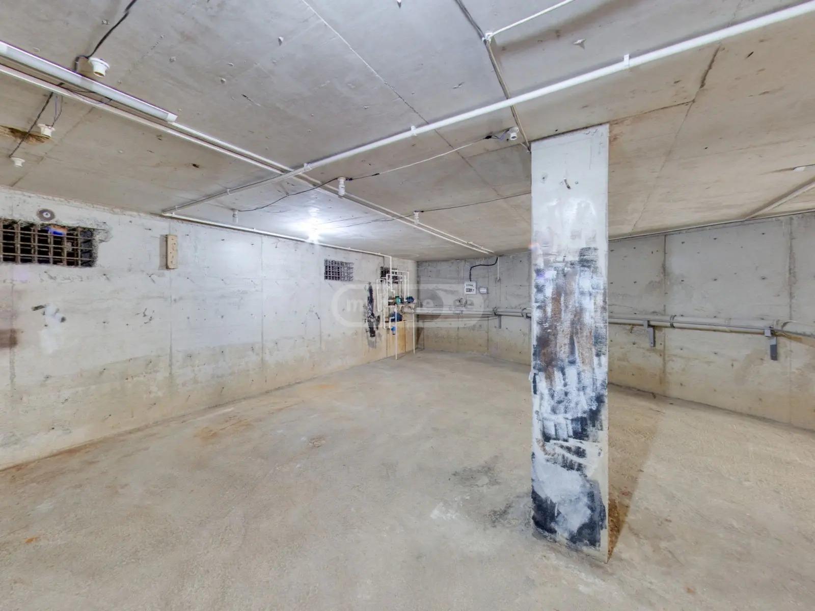 Commercial Property For Rent: 200 M² In Batumi, Alexander Griboedov St – $500 view 2