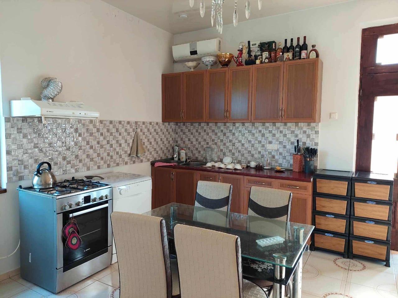 3-Room House For Rent In Batumi, Petre Bagrationi St, 200 view 7