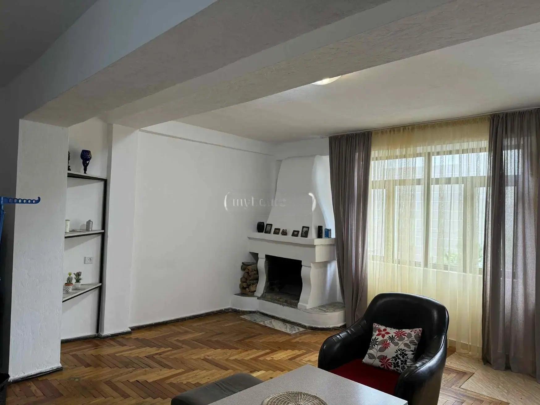 4-Room Apartment For Daily Rent In Batumi, Zurab Gorgiladze St, 121, 108 M² — 200 ₾ Per Day view 3