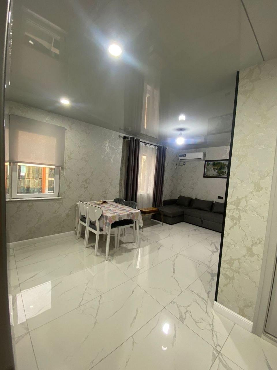 3-Room Apartment For Daily Rent In Batumi, David Aghmashenebeli St, 11, 78 M² — 180 ₾ Per Day view 2