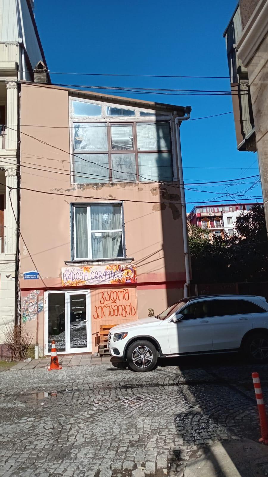 8-Room House For Rent In Batumi, Zakaria Paliashvili St, 10 view 20