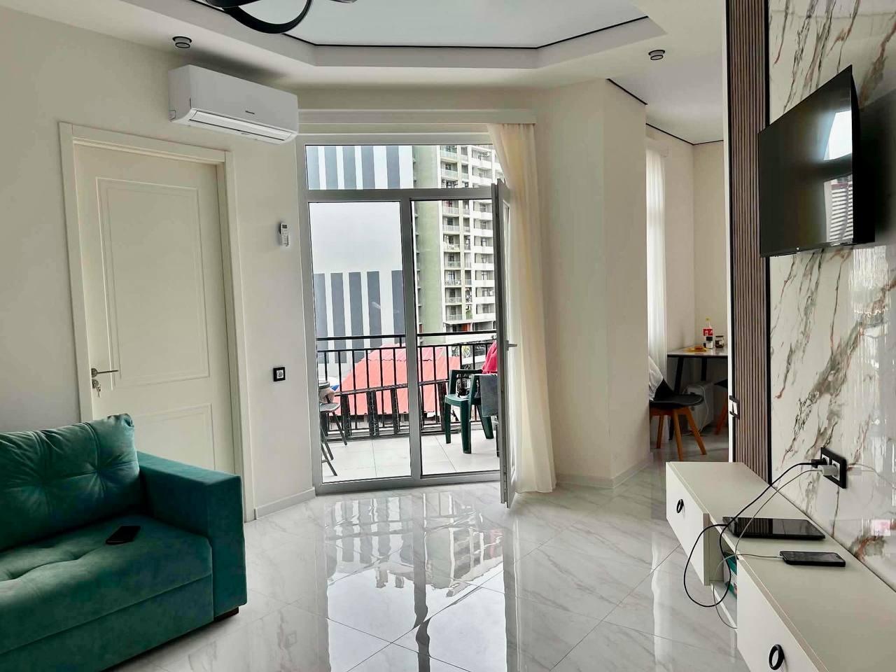 3-Room Apartment For Rent In Batumi, Magi Bagrationi view 1
