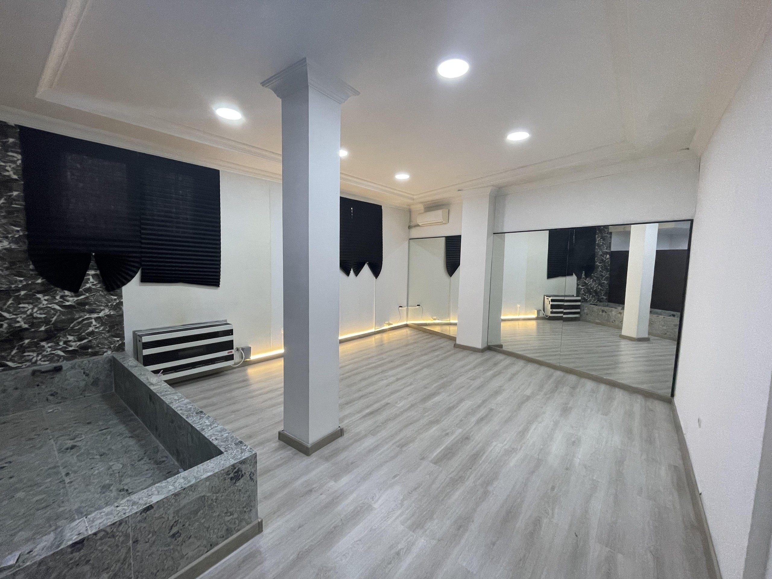 Commercial Property For Rent: 90 M² In Batumi, Vakhtang Gorgasali St, 9 – $2,500 view 4