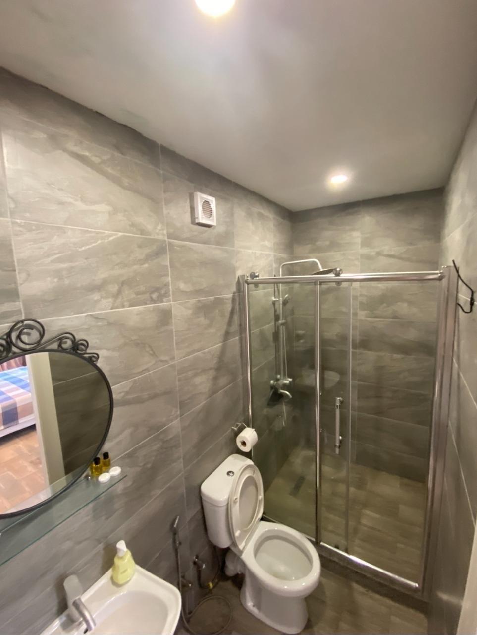 6-Room House For Rent In Batumi, Mtsvants Kontskhi view 3