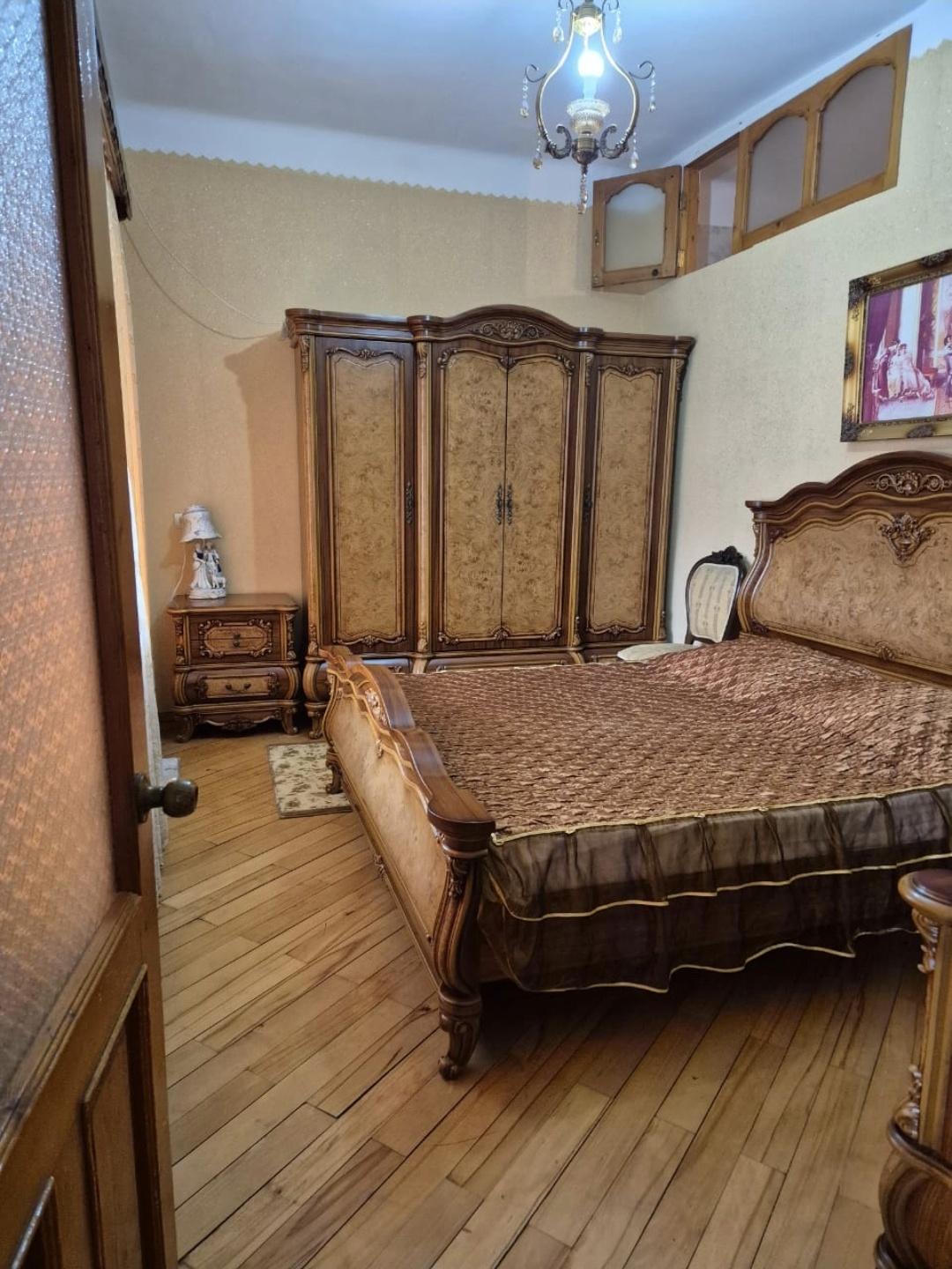 3-Room Apartment For Daily Rent In Batumi, Kutaisi St, 6, 90 M² — $100 Per Day view 1