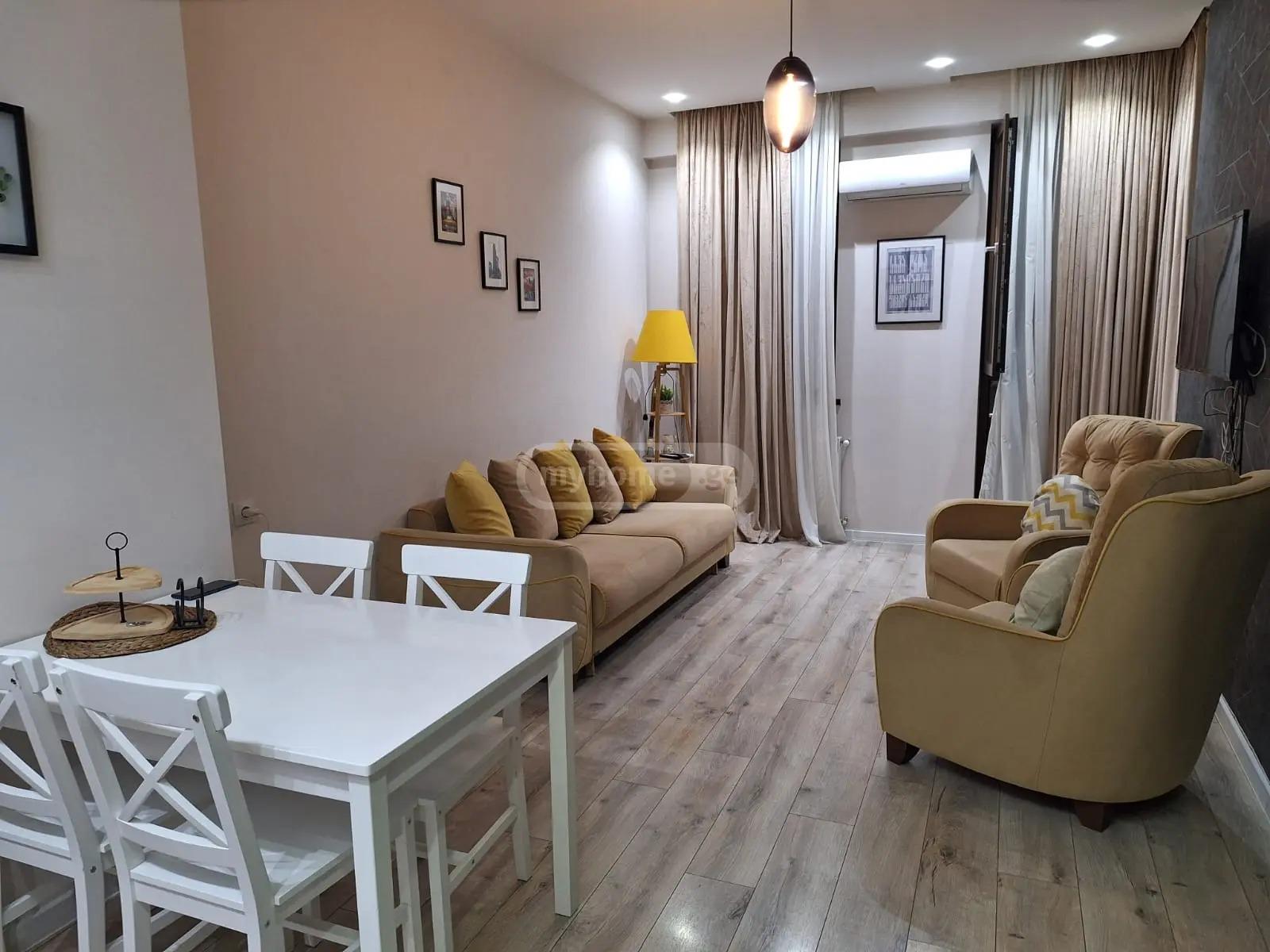 2-room apartment, Lisi (1/8)