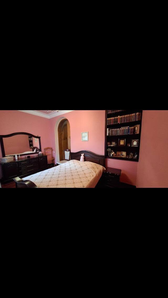 3-Room Apartment For Daily Rent In Batumi, Zurab Gorgiladze St, 1/3, 100 M² — 230 ₾ Per Day view 9