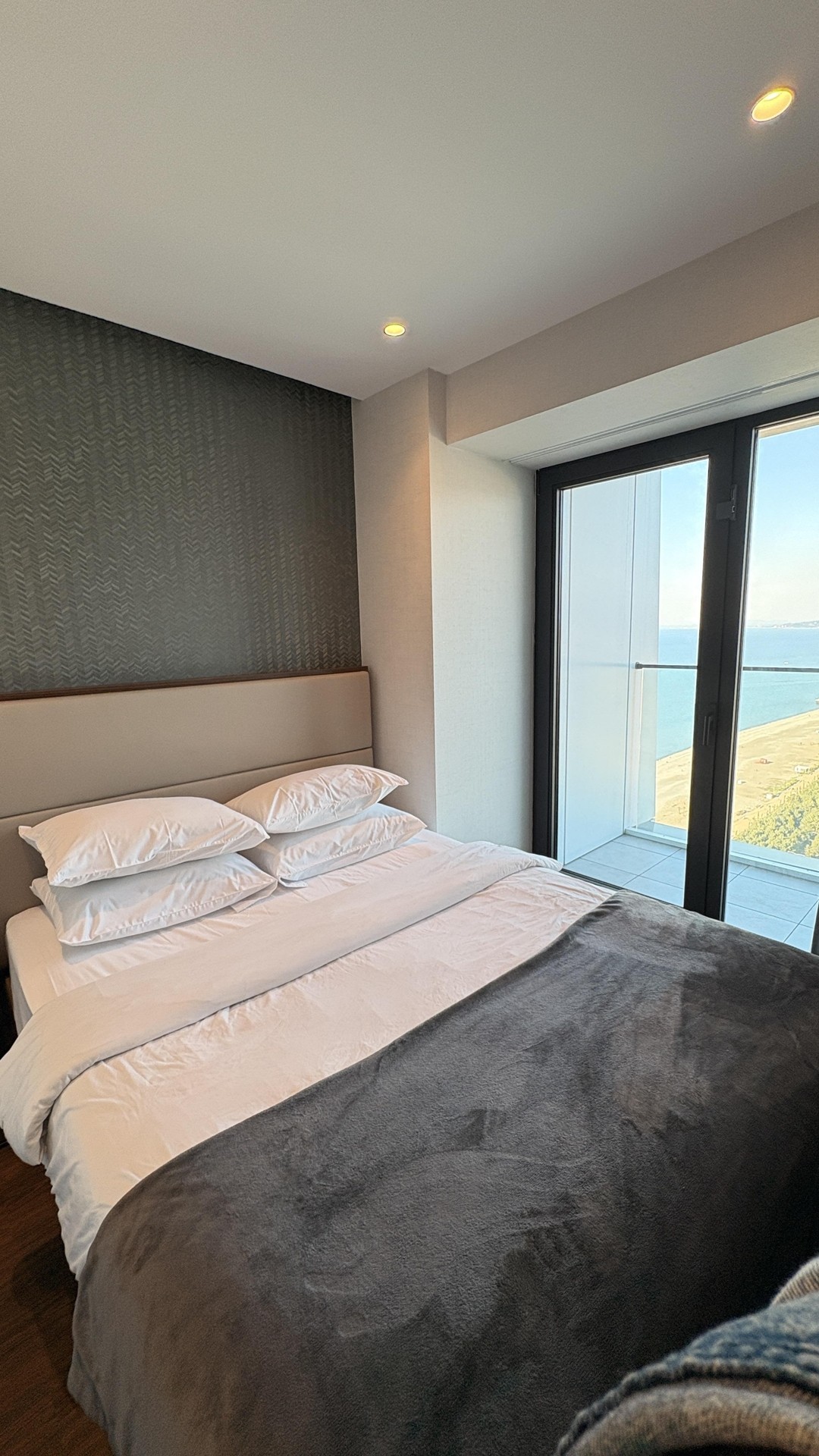 2-Room Apartment For Daily Rent In Batumi, Alliance Privilege, 48 M² — $160 Per Day view 4
