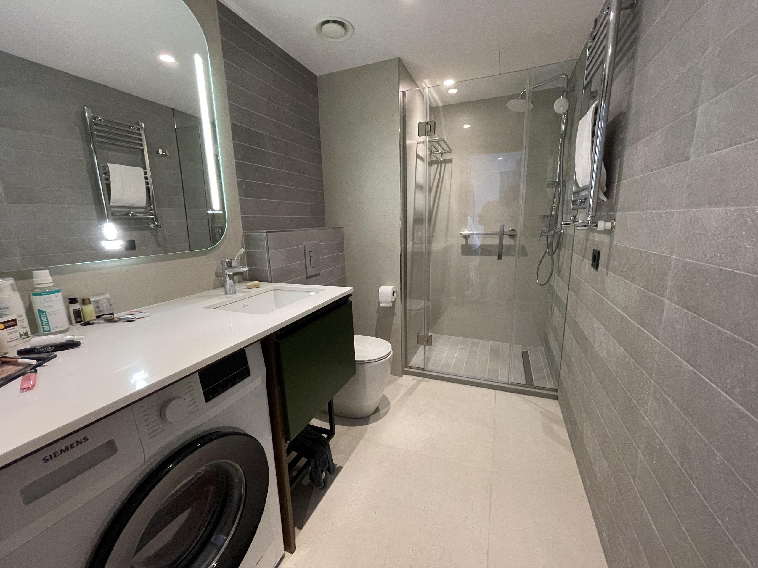 2-Room Apartment For Daily Rent In Batumi, Alliance Privilege, 48 M² — $160 Per Day view 6
