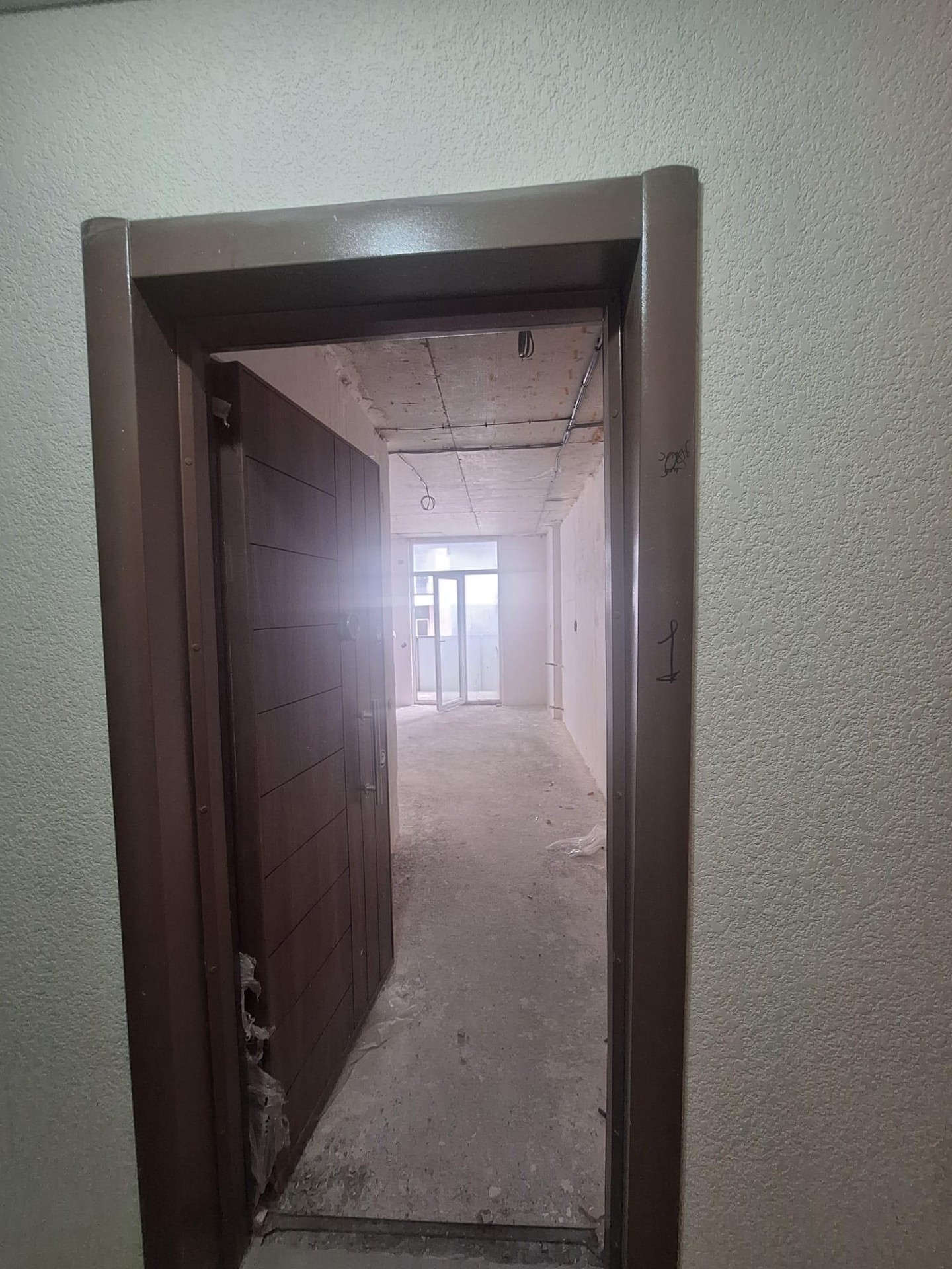 Studio Apartment For Sale view 3