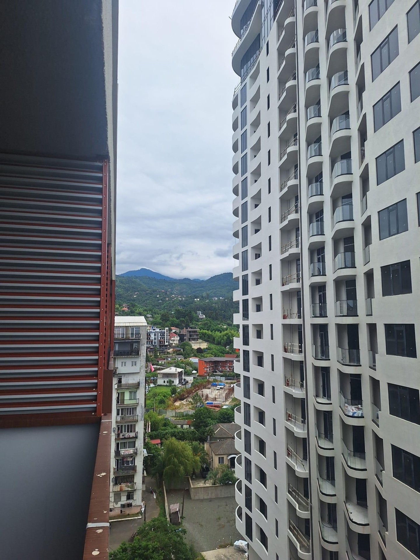 Studio Apartment For Sale view 13