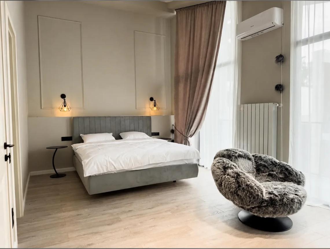 6-Room House In Chakvi, Khimshiashvili St, 18, 273 M², Is Available For Daily Rent For $300 view 5