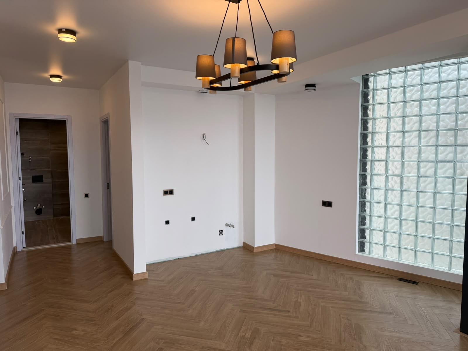 Studio Apartment For Sale view 3