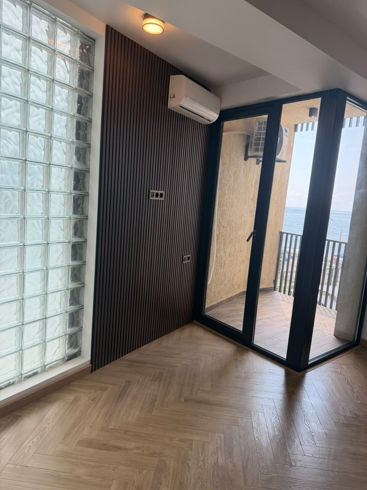 Studio Apartment For Sale view 9