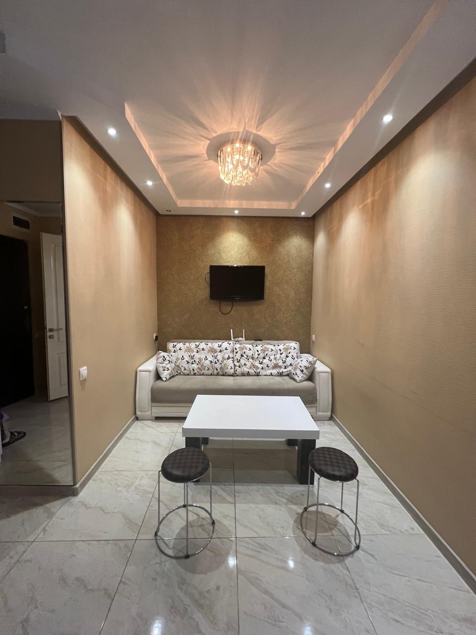 2-Room Apartment For Daily Rent In Batumi, Ilia Chavchavadze St, 30, 45 M² — 130 ₾ Per Day view 2