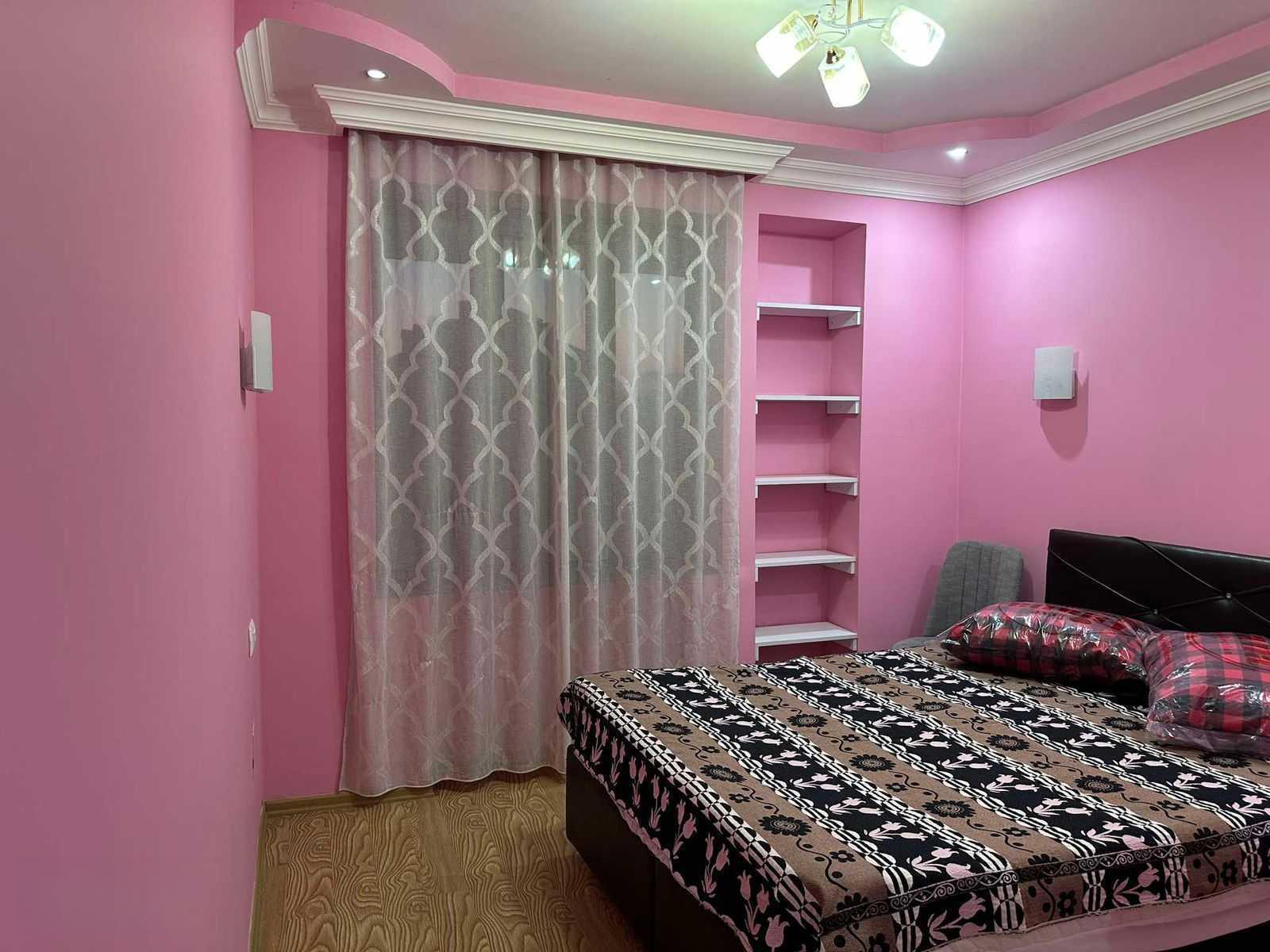 4-Room Apartment For Sale In Batumi, David Aghmashenebeli St, 30 view 3