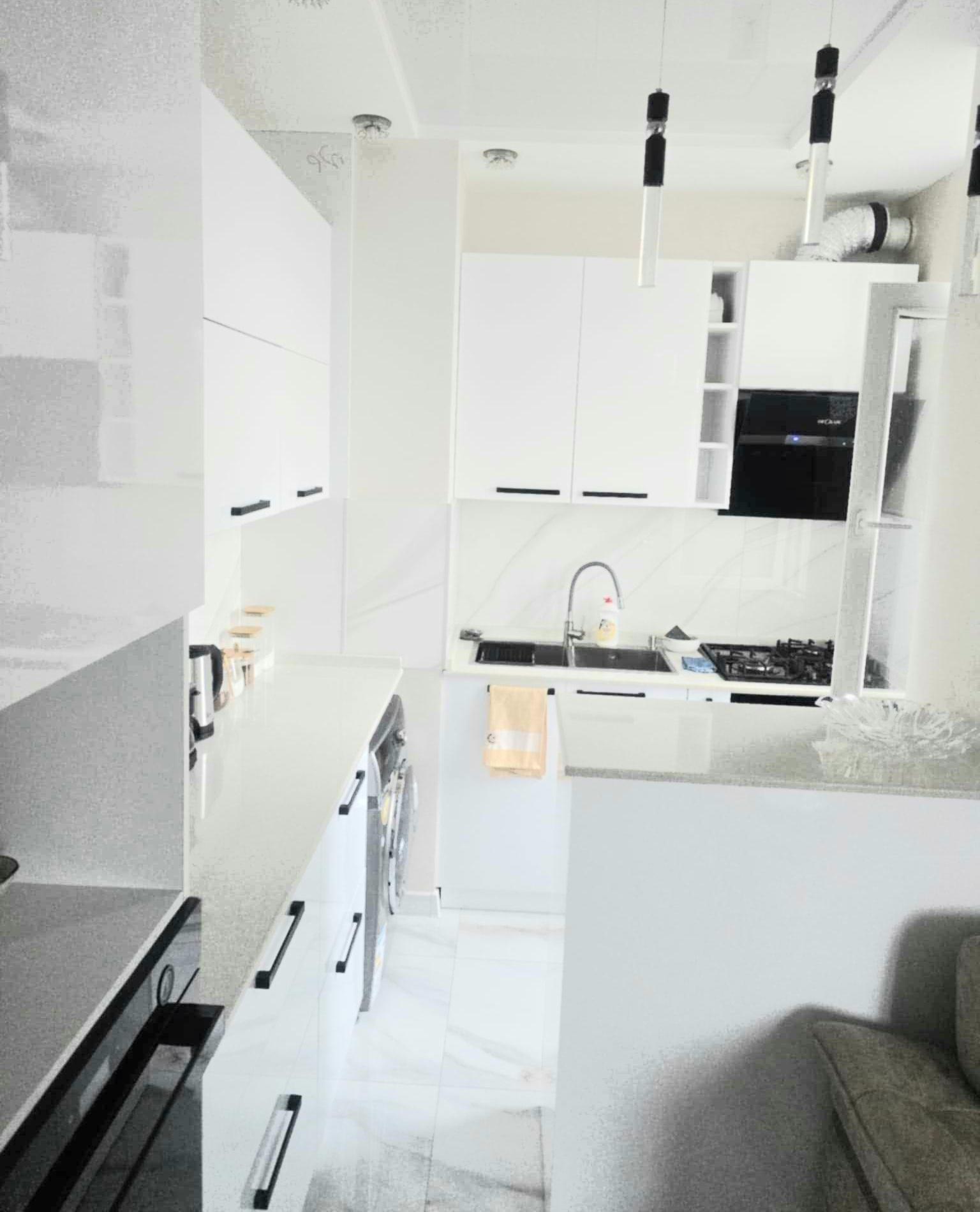 4-Room Apartment For Daily Rent In Batumi, Dar Twins, 85 M² — 200 ₾ Per Day view 3