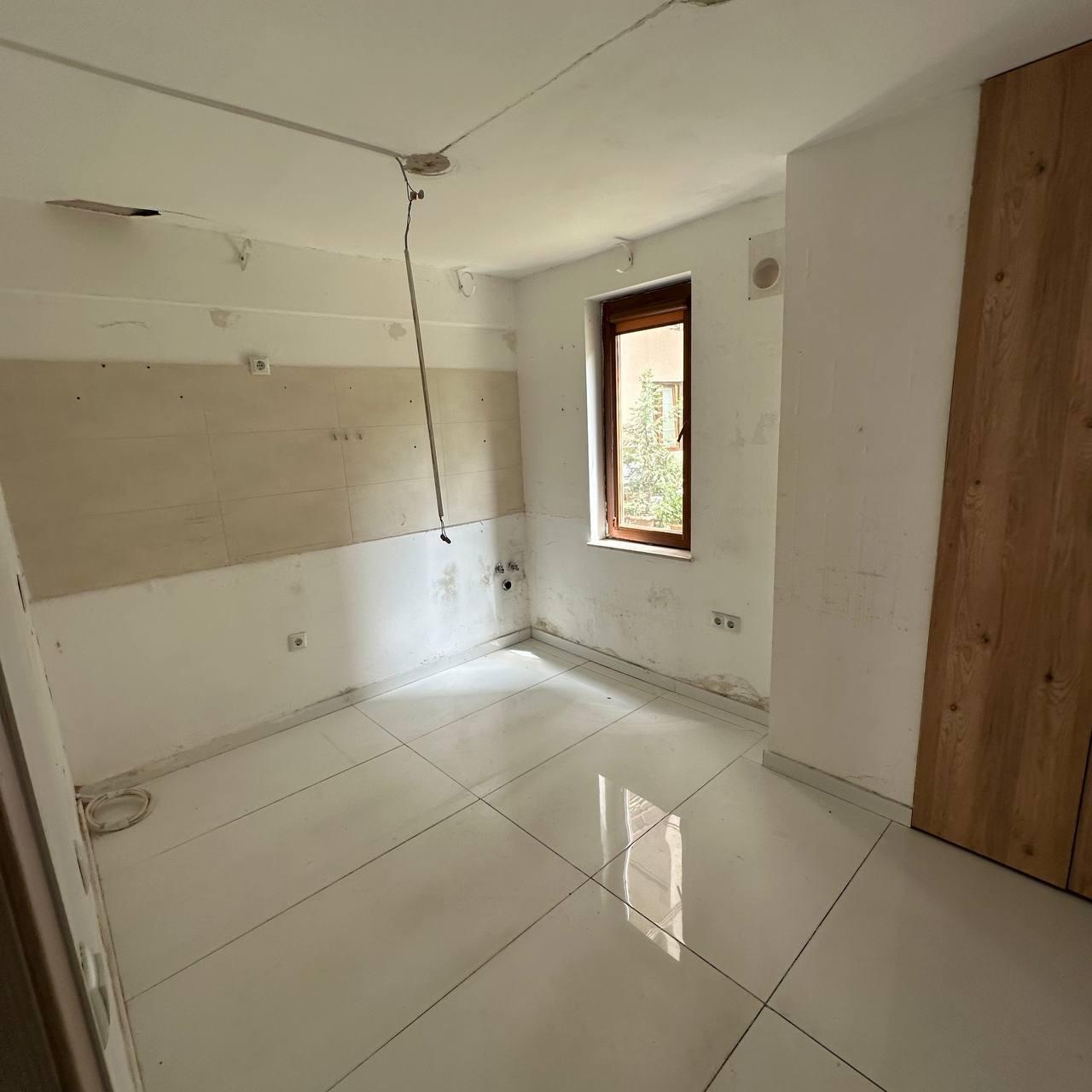 Commercial Property For Rent: 190 M² In Batumi, Ekvtime Taqaishvili St, 5/7/9/11 – $2,000 view 9