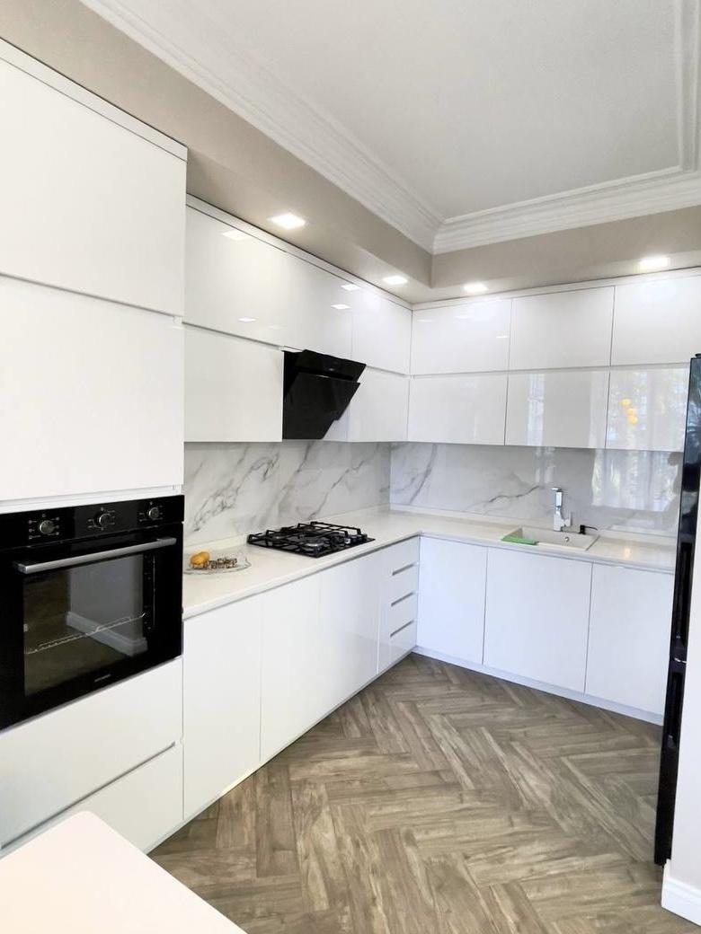 9-BR Cottage For Rent In Batumi, Makhinjauri Tunnel view 5