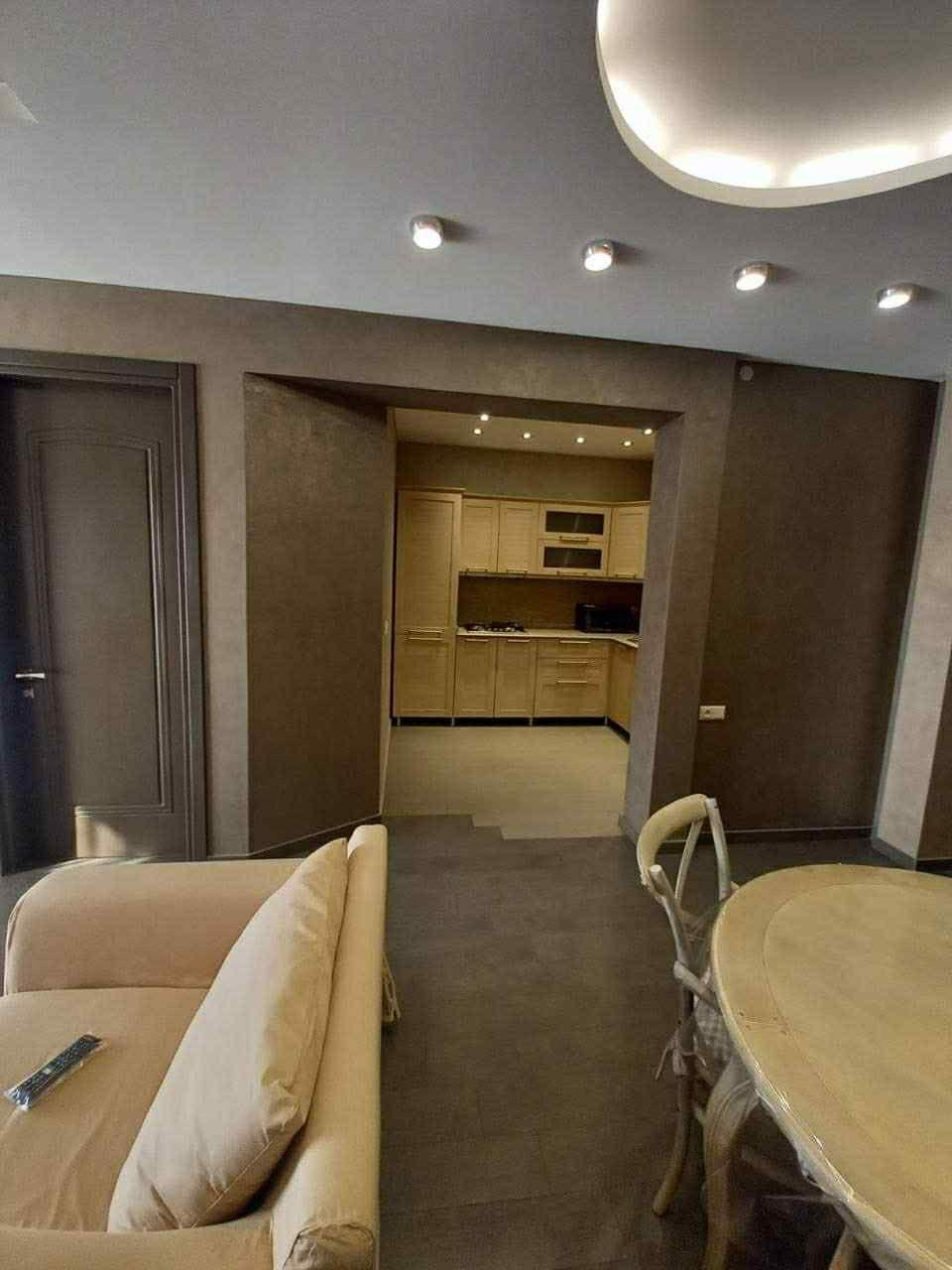 2-Room Apartment For Rent In Batumi, Demetre Tavdadebuli St, 11 view 3