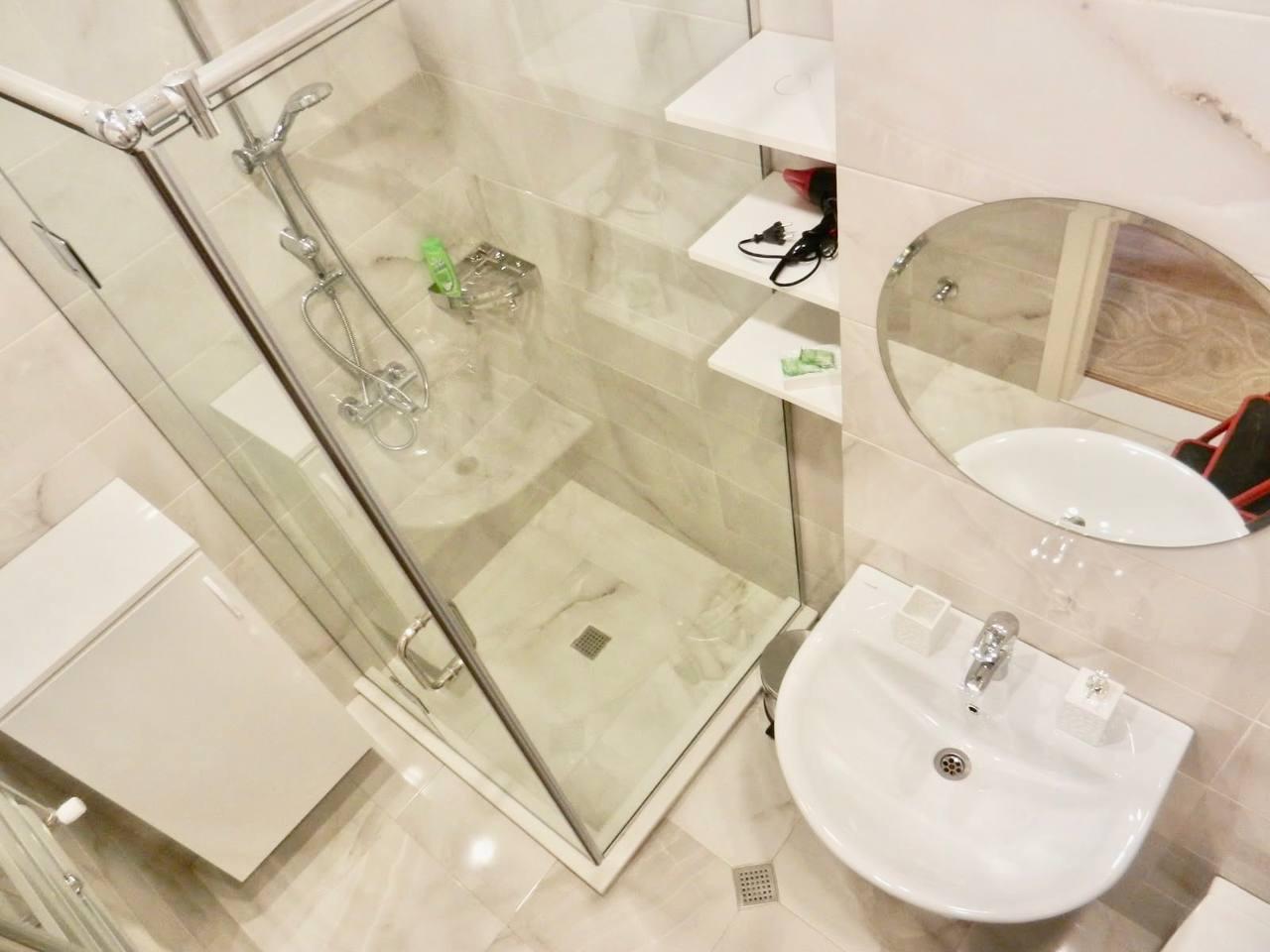 2-Room Apartment For Rent In Batumi, Akhalgazrdoba St, 1 view 5