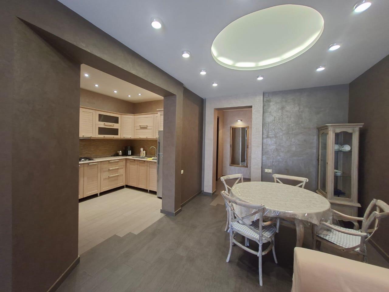 2-Room Apartment For Rent In Batumi, Demetre Tavdadebuli St, 11 view 1