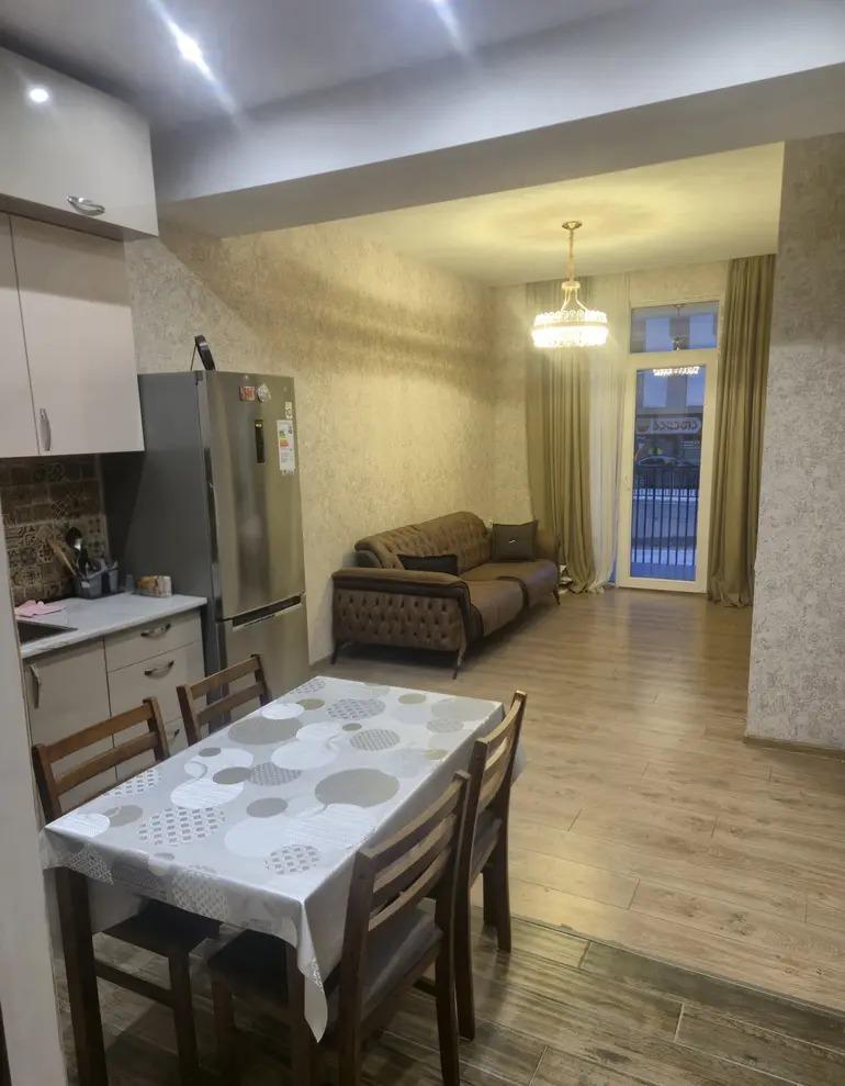 2部屋のマンション、დემეტრე თავდადებულის ქუჩა