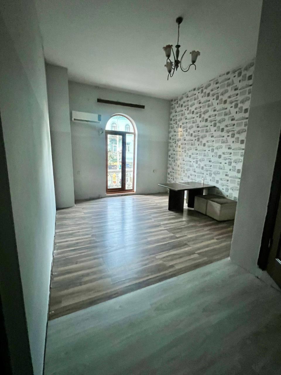 Commercial Property For Rent: 411 M² In Batumi, Ilia Chavchavadze St, 19 – $2,400 view 4