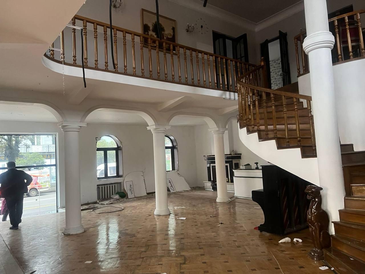 Commercial Property For Rent: 411 M² In Batumi, Ilia Chavchavadze St, 19 – $2,400 view 9
