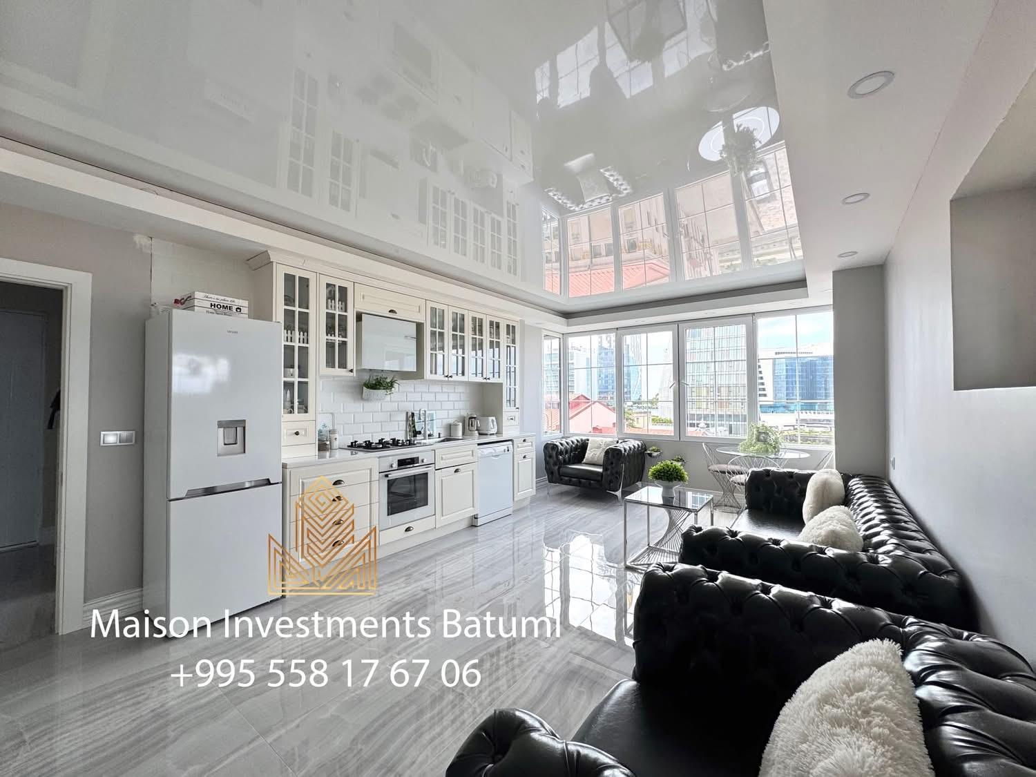 3-Room Apartment For Sale In Batumi, Shota Rustaveli St, 3 view 2