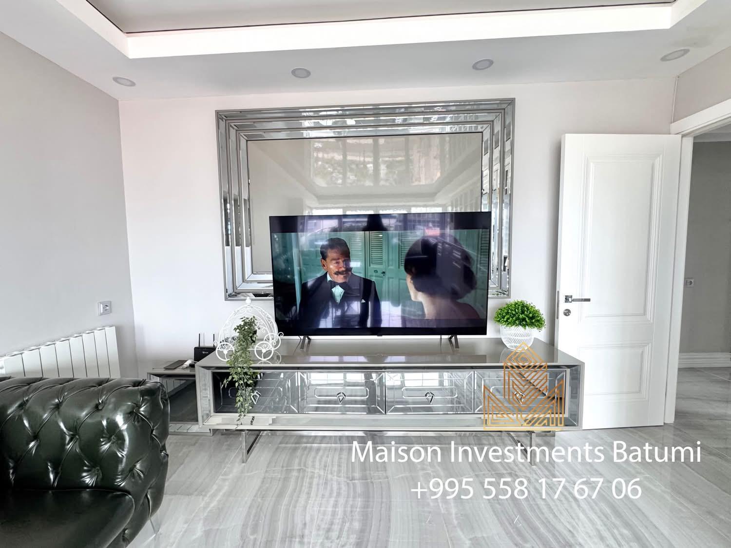 3-Room Apartment For Sale In Batumi, Shota Rustaveli St, 3 view 5