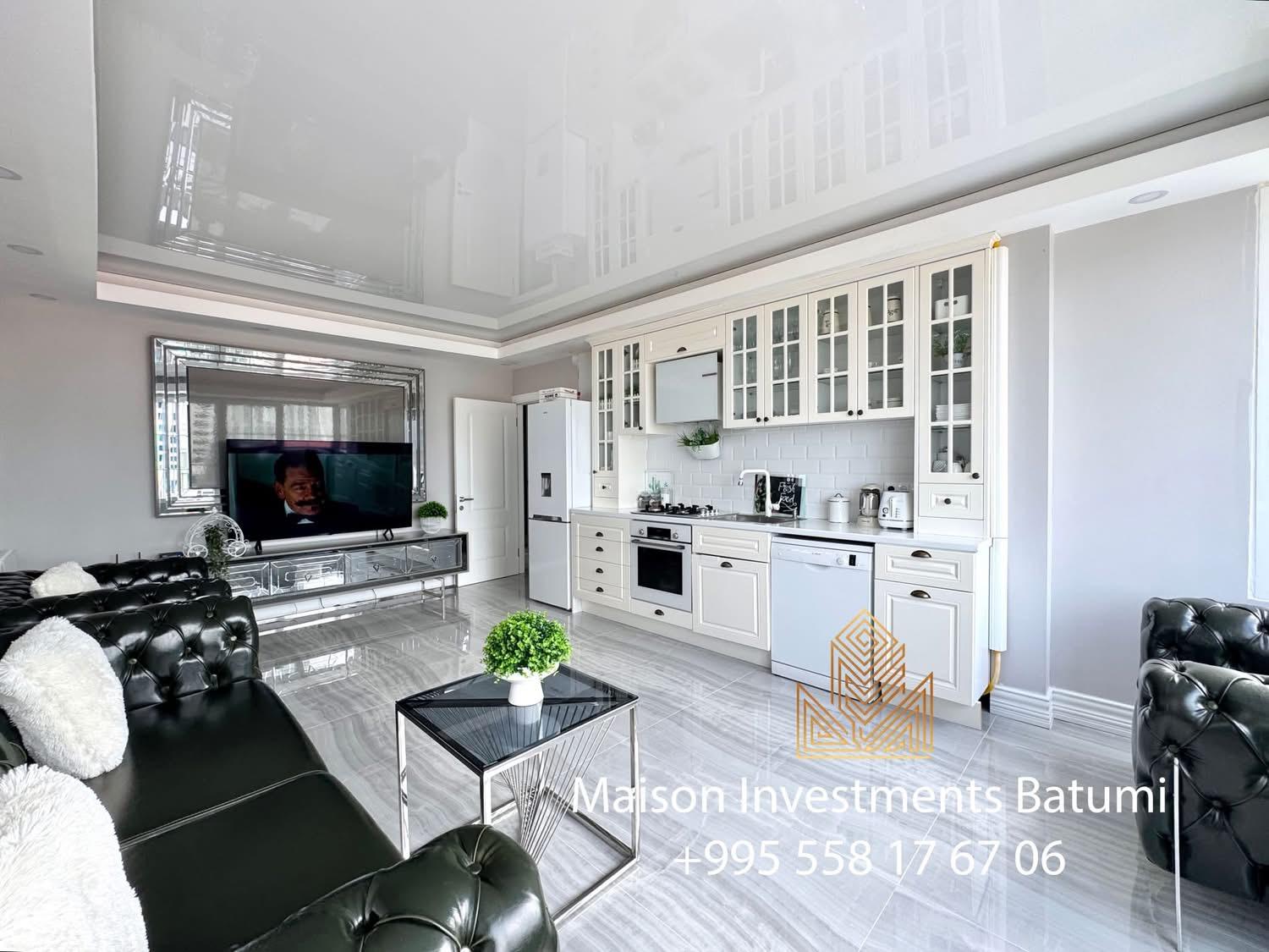3-Room Apartment For Sale In Batumi, Shota Rustaveli St, 3 view 8