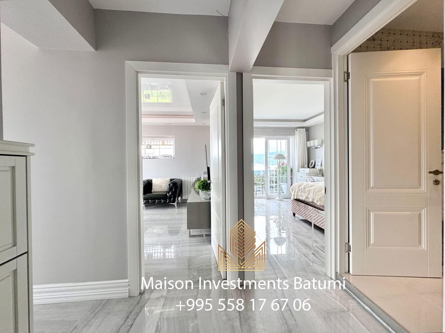 3-Room Apartment For Sale In Batumi, Shota Rustaveli St, 3 view 11
