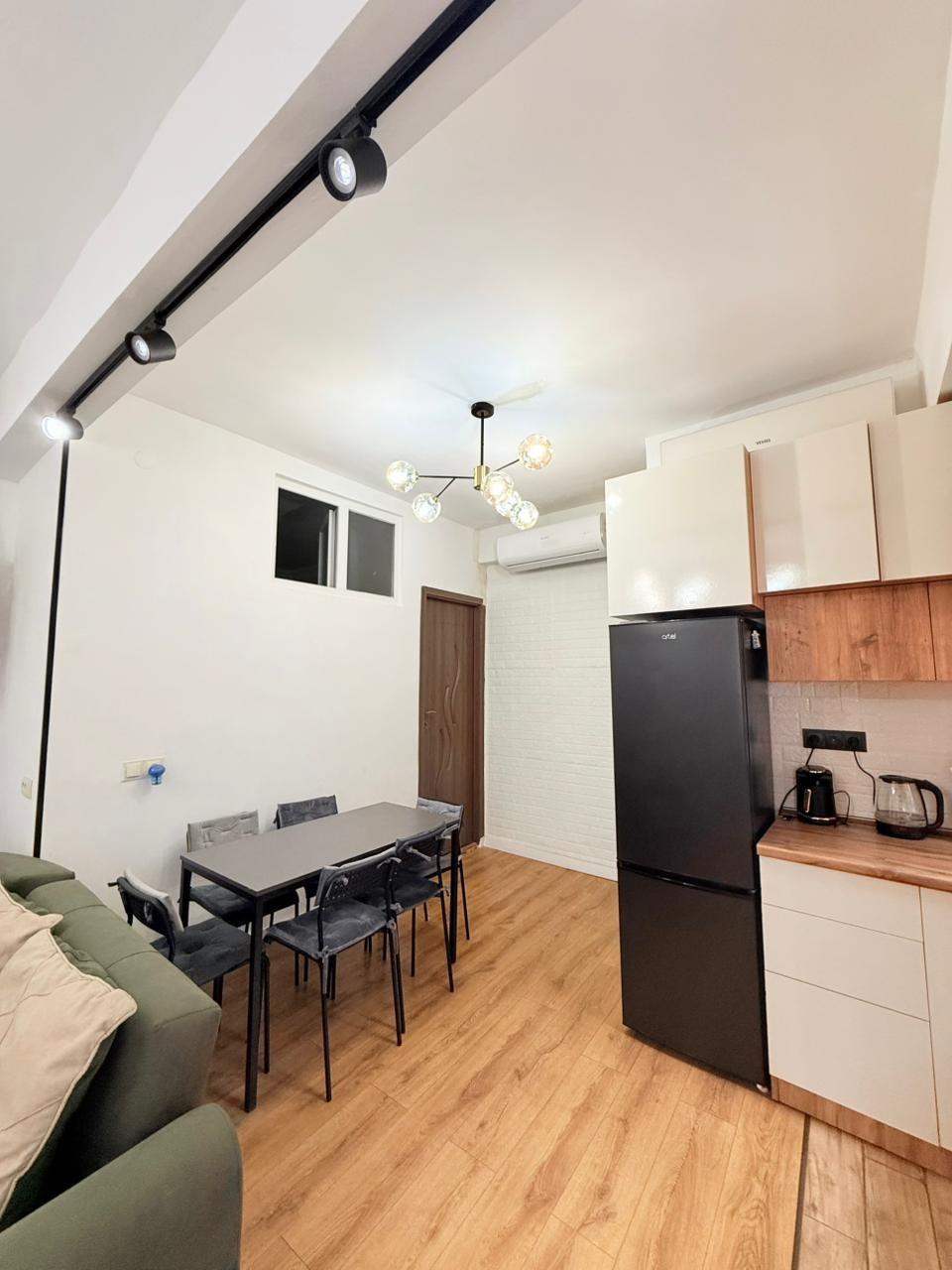 3-Room Apartment For Daily Rent In Batumi, Revaz Komakhidze Lane, 6, 65 M² — 170 ₾ Per Day view 11