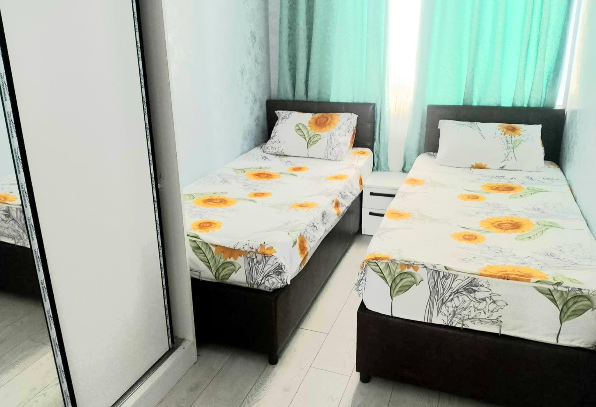 4-Room Apartment For Daily Rent In Batumi, Dar Twins, 80 M² — 200 ₾ Per Day view 1