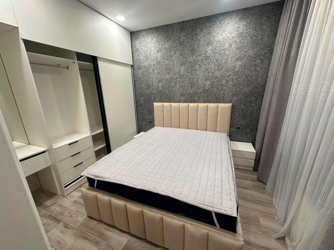 3-Room Apartment For Rent In Batumi, Fridon Khalvashi Ave, 109 view 5