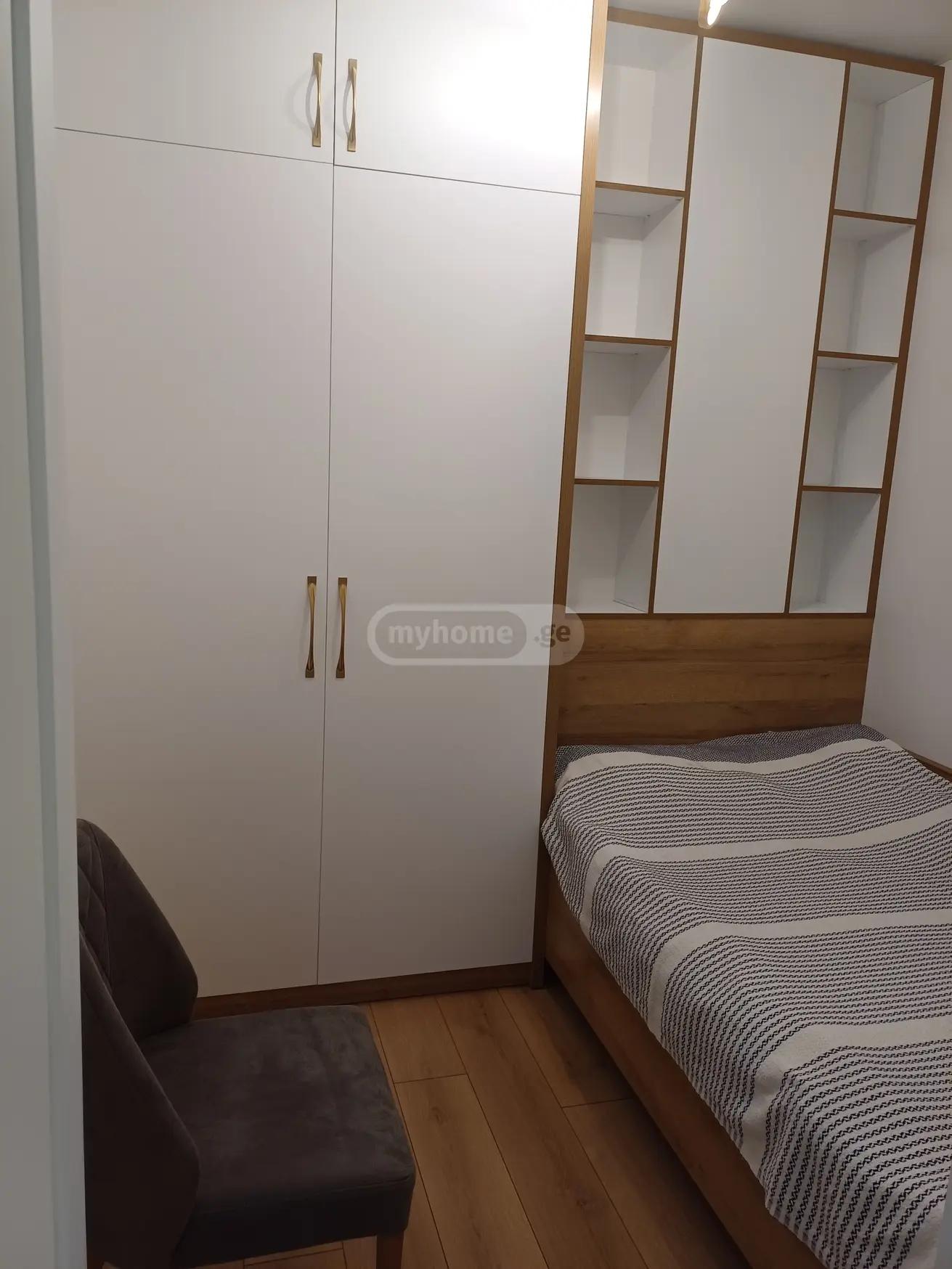 3-Room Apartment For Rent In Batumi, Giorgi Leonidze St, 5a view 9