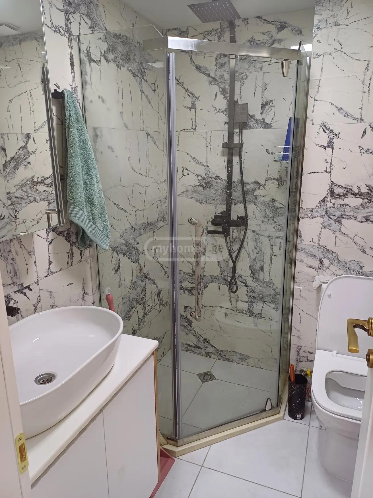 3-Room Apartment For Rent In Batumi, Giorgi Leonidze St, 5a view 10