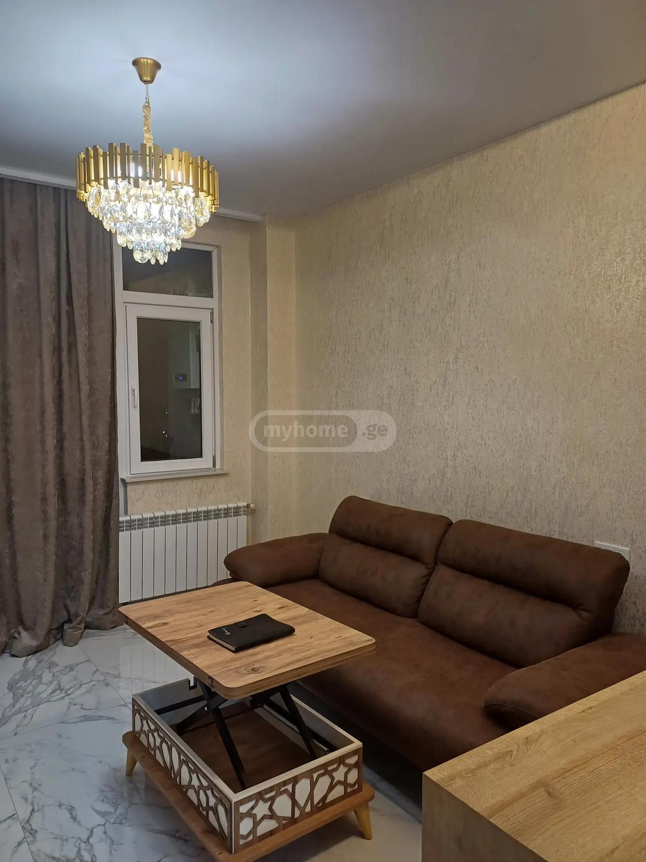 3-Room Apartment For Rent In Batumi, Giorgi Leonidze St, 5a view 2