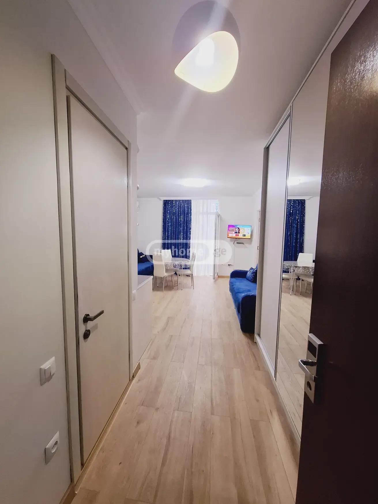 2-Room Apartment For Daily Rent In Batumi, Orbi Sea Towers, 44 M² — 200 ₾ Per Day view 2
