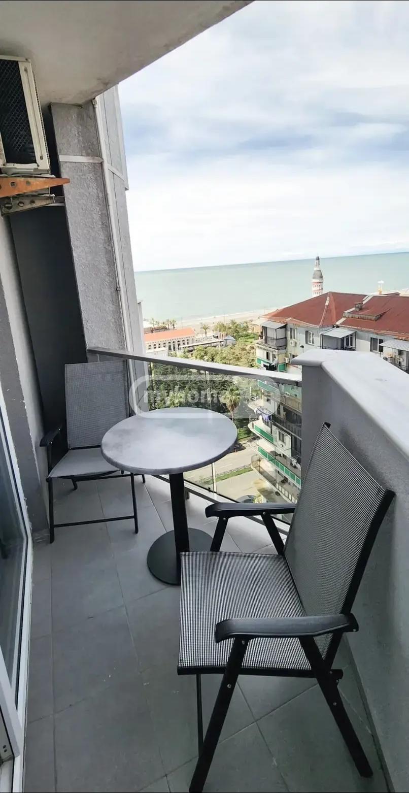 2-Room Apartment For Daily Rent In Batumi, Orbi Sea Towers, 44 M² — 200 ₾ Per Day view 7