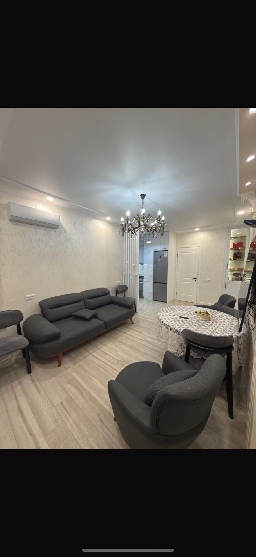 3-Room Apartment For Daily Rent In Batumi, Comfort Palace Abashidze, 90 M² — 150 ₾ Per Day view 1